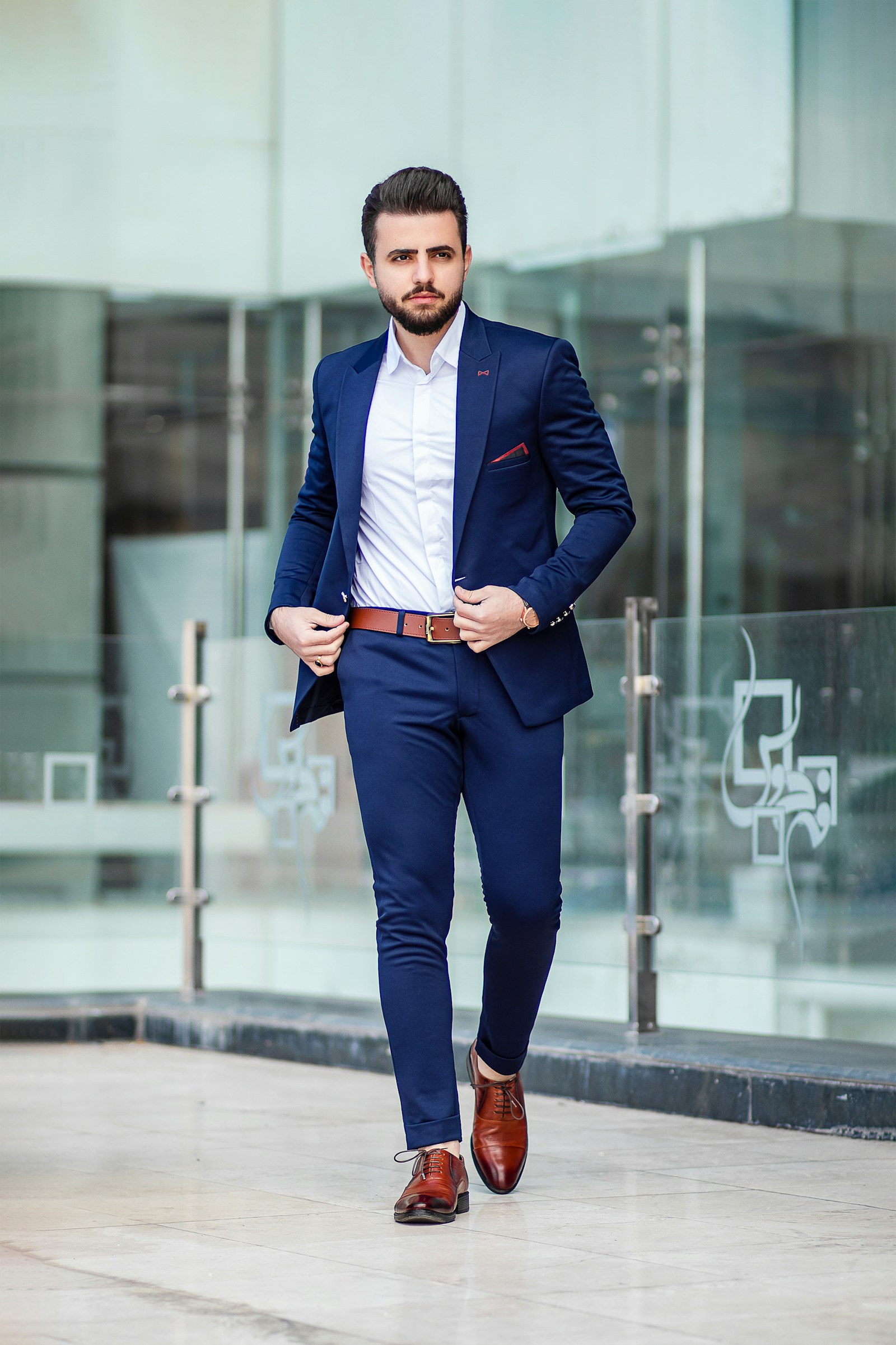 Spiritual clothing for men at work: meaning, dress codes, and quiet confidence Spiritual clothing for men at work: meaning, dress codes, and quiet confidence